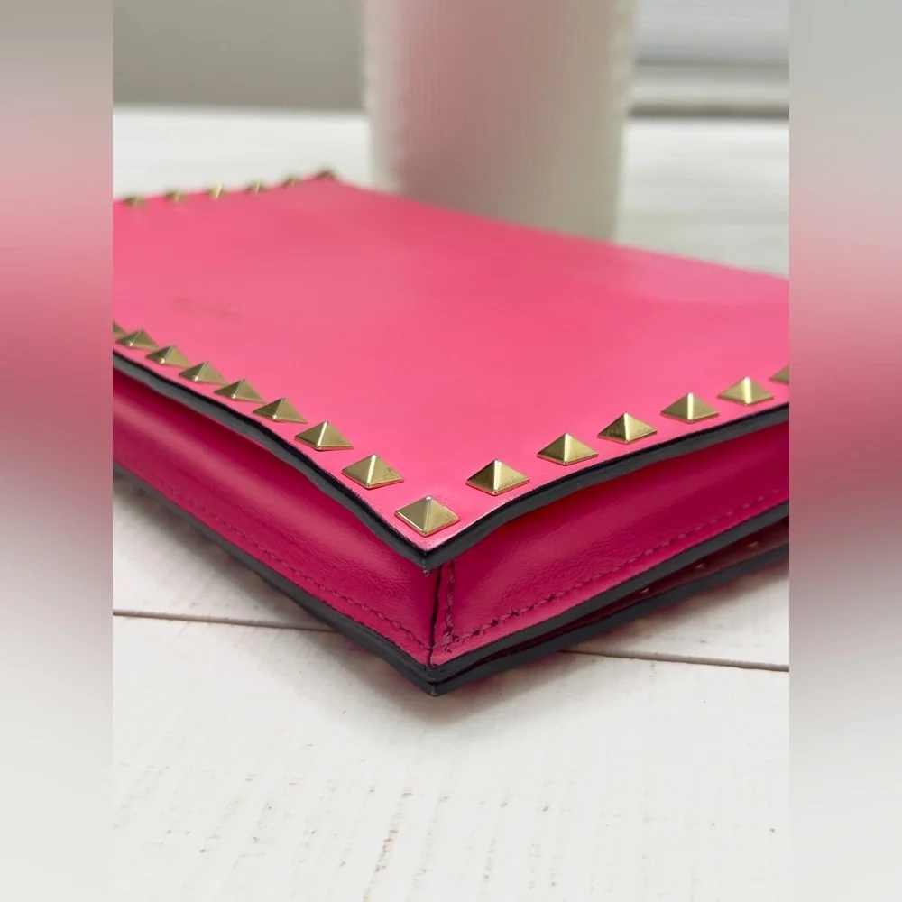 Valentino Garavani Rockstud Leather Clutch- Hot Pink